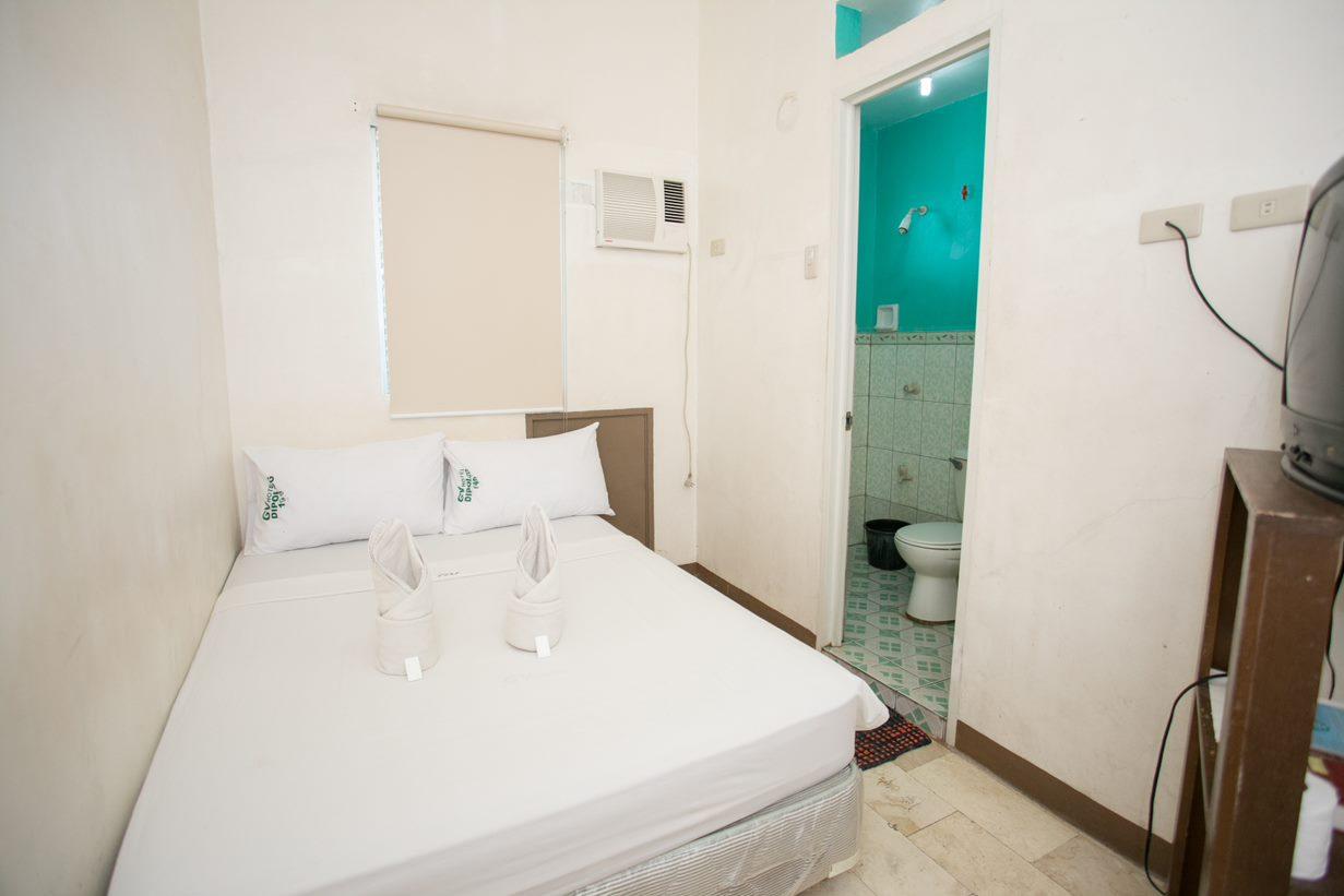 GV Hotel - Dipolog Esterno foto