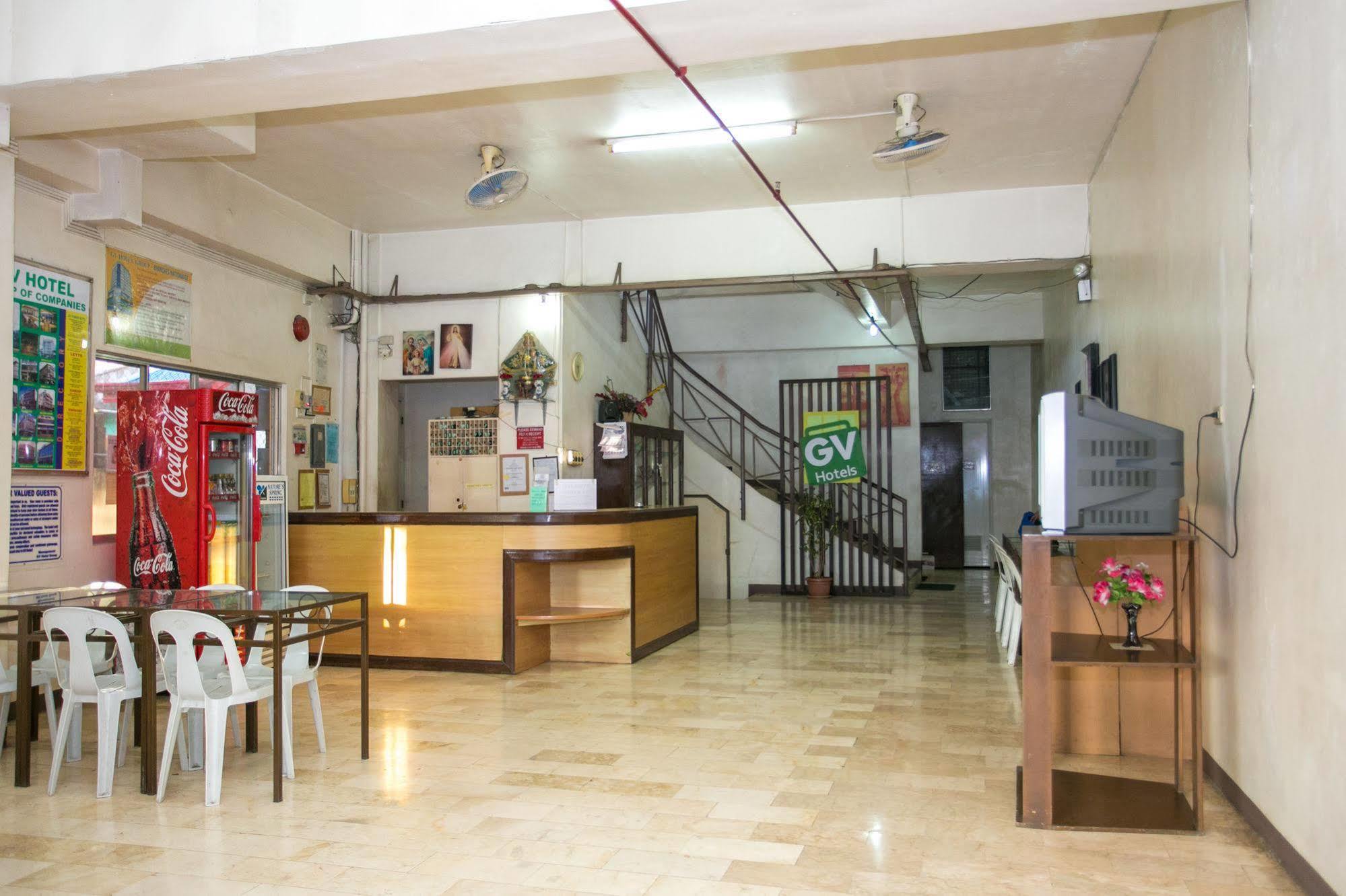 GV Hotel - Dipolog Esterno foto